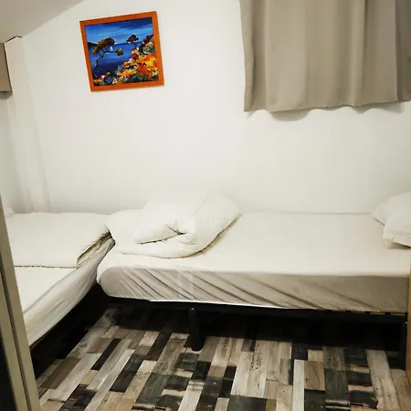 Maison De Climatisee Feriehus Saint-Pierre-la-Mer (Aude)