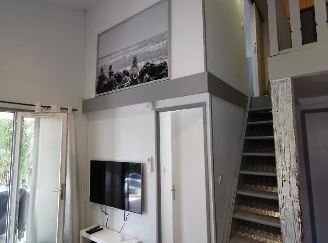 Maison De Climatisee بيت للعطل